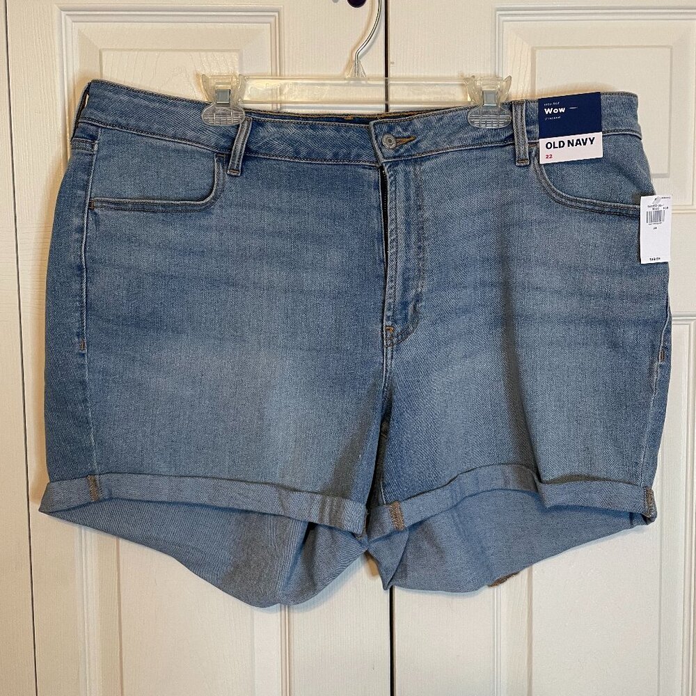 Old Navy Wow High Waisted Short 5" Inseam Size 22